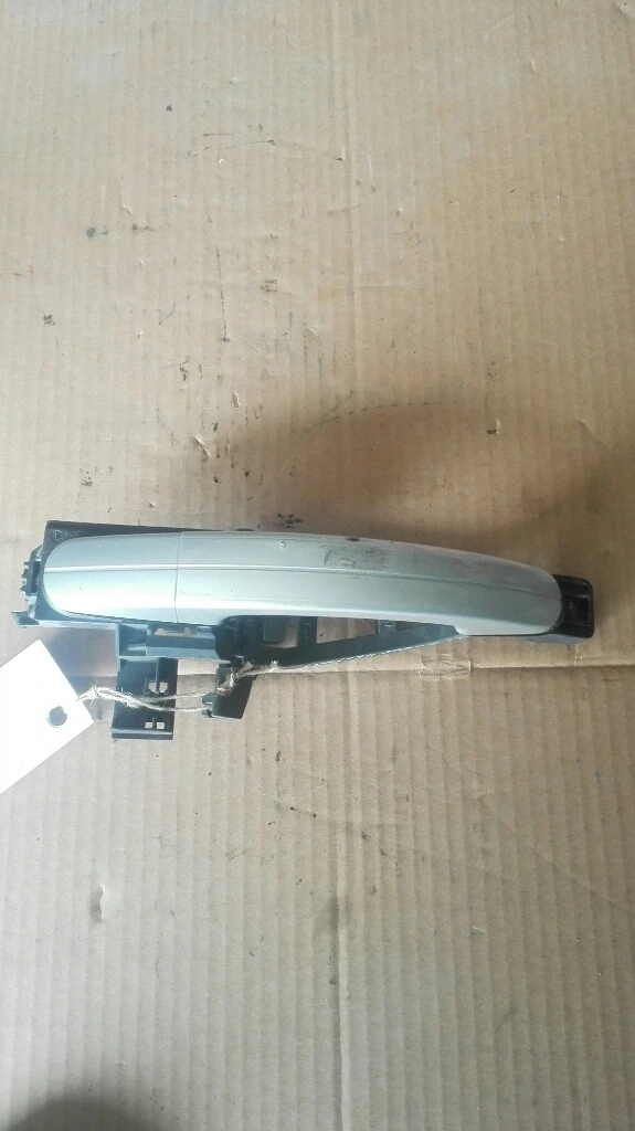 Дръжка врата задна лява външна Форд Фокус (сива)