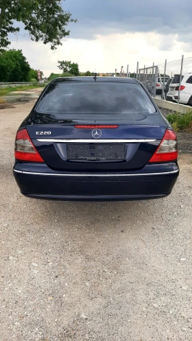 Mercedes-Benz E 220 EVO Avantgarde , снимка 6