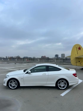 Mercedes-Benz C 180 AMG PACK // HARMAN KARDON | Mobile.bg    6