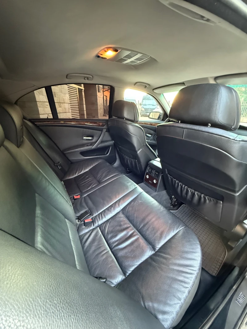 BMW 525 525 Facelift, снимка 12 - Автомобили и джипове - 52266231
