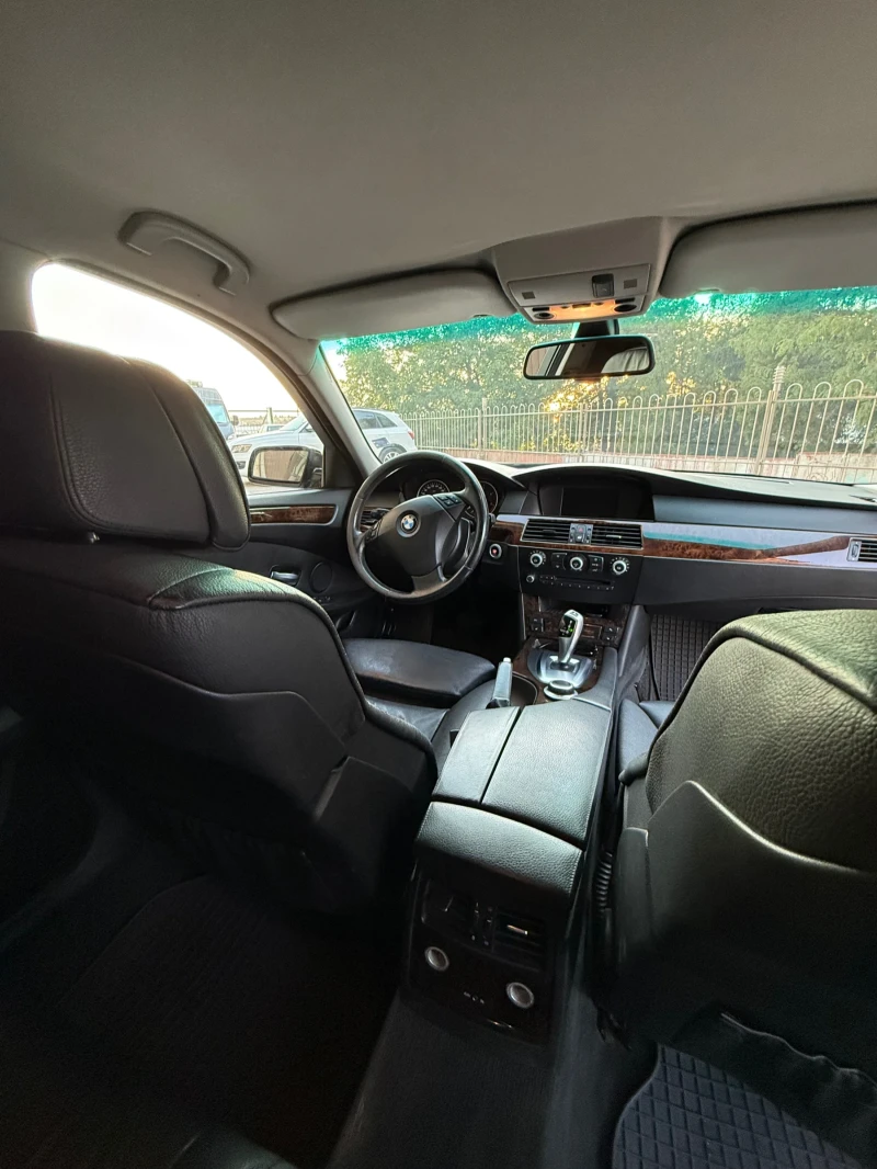 BMW 525 525 Facelift, снимка 14 - Автомобили и джипове - 52266231