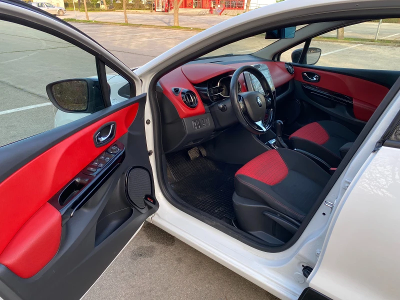 Renault Clio 4, снимка 9 - Автомобили и джипове - 52500371