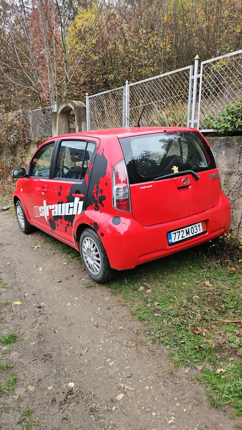 Daihatsu Sirion 2006, снимка 2 - Автомобили и джипове - 52692631