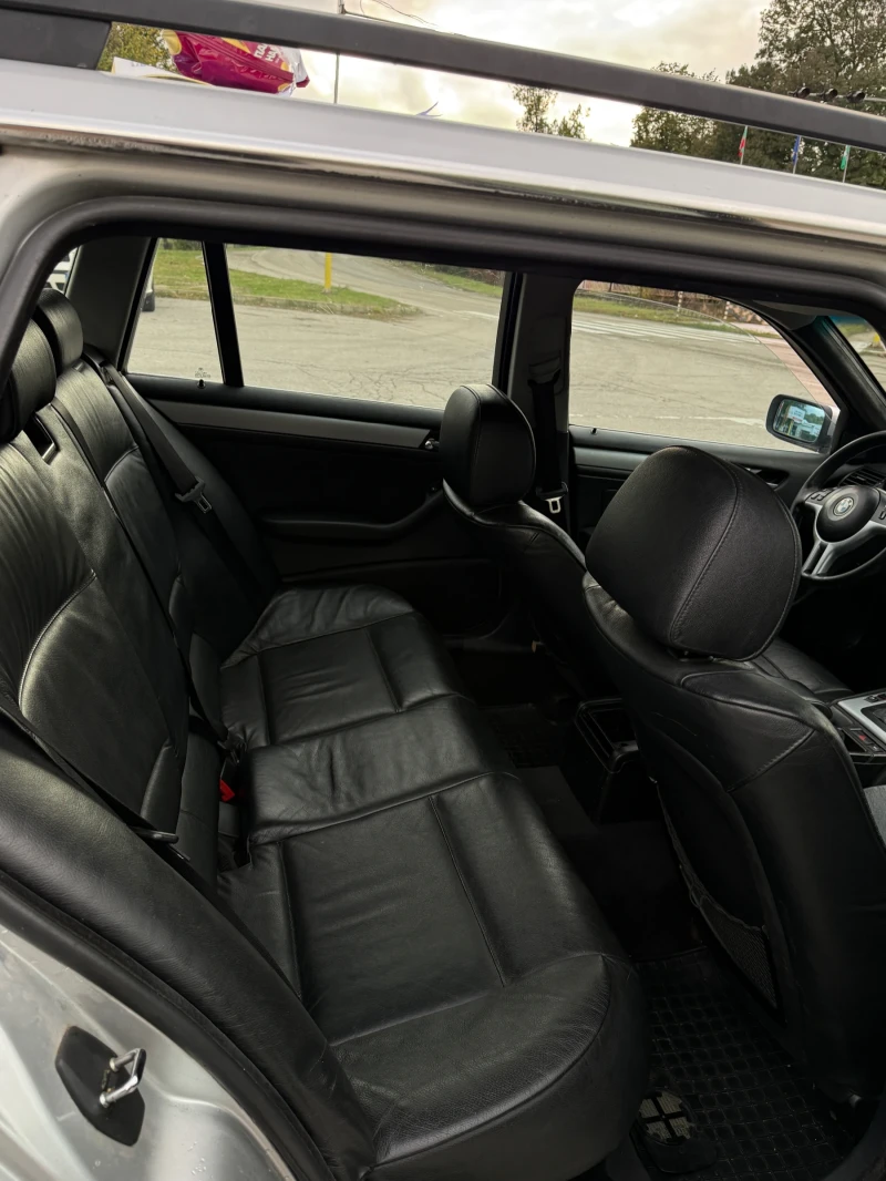 BMW 330, снимка 8 - Автомобили и джипове - 52882656