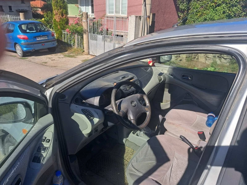 Nissan Almera tino, снимка 7 - Автомобили и джипове - 53066906