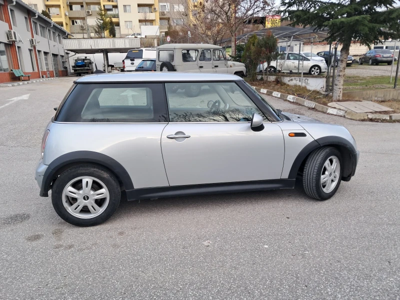 Mini Cooper 1.4 D4D 90 ks 6sk., снимка 5 - Автомобили и джипове - 53276431