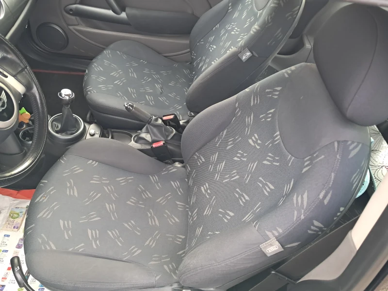 Mini Cooper 1.4 D4D 90 ks 6sk., снимка 9 - Автомобили и джипове - 53276431