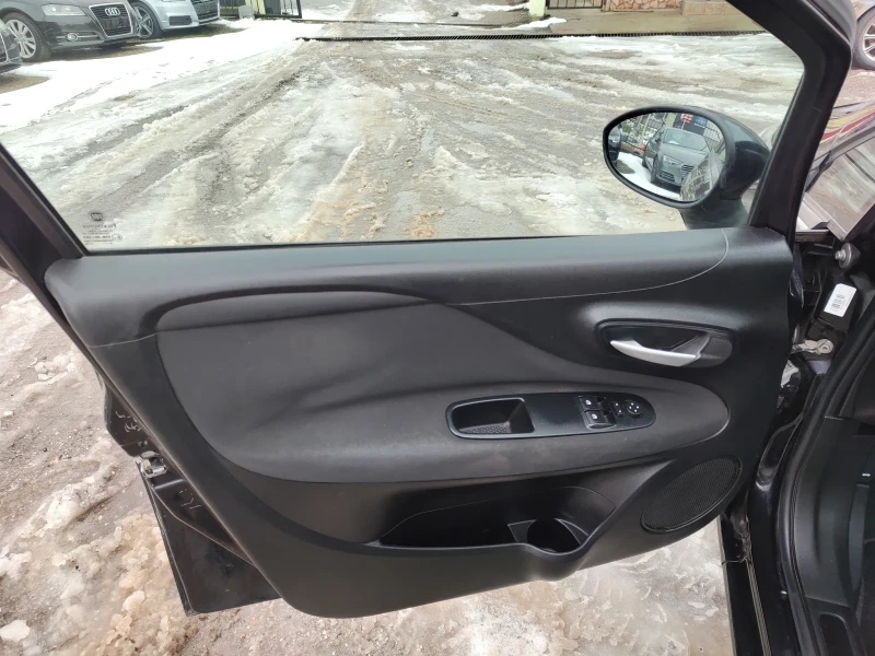 Fiat Punto, снимка 9 - Автомобили и джипове - 53445175