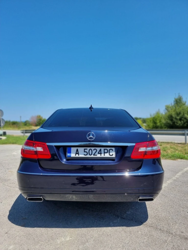Mercedes-Benz E 350, снимка 11 - Автомобили и джипове - 56183218