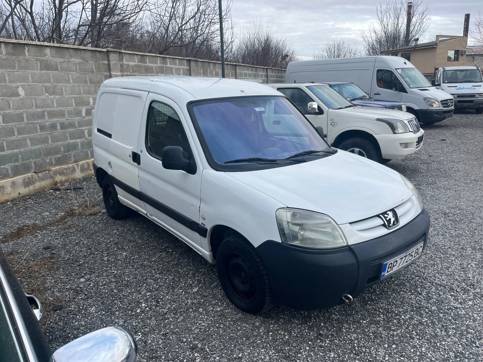 Peugeot Partner 2.0 HDI KLIMA - изображение 2