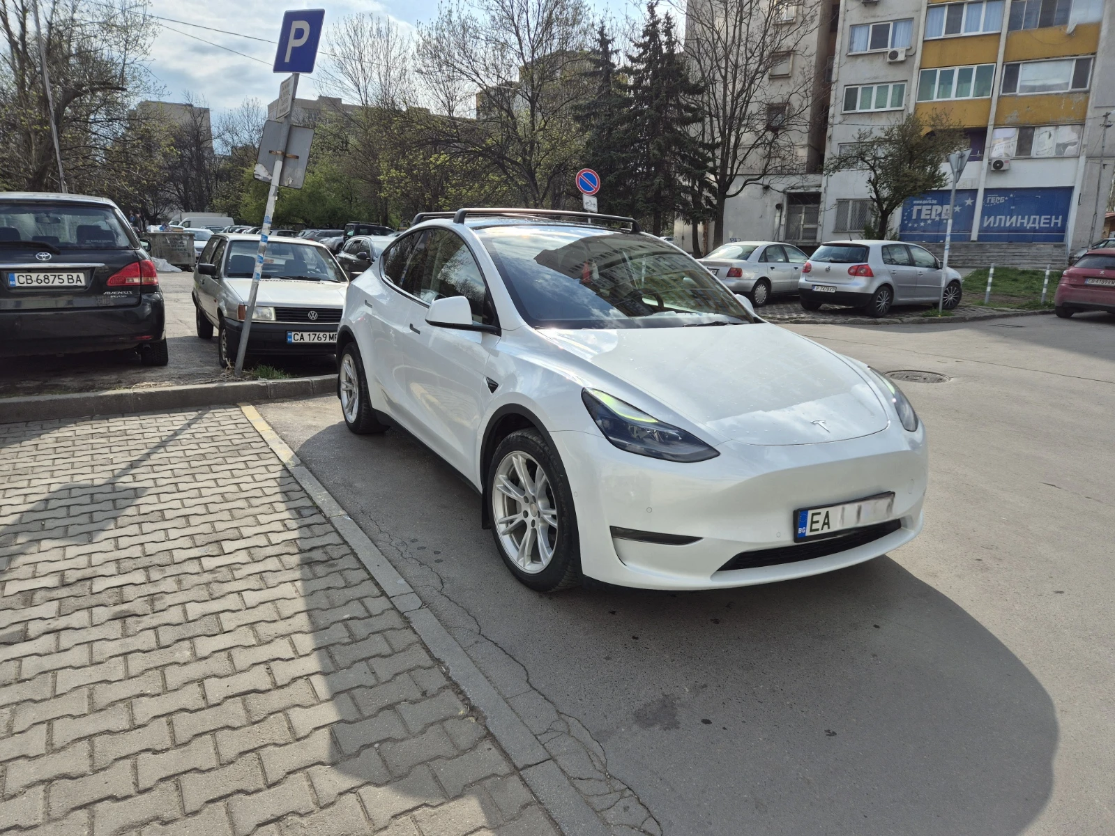 Tesla Model Y Long Range Dual Motor - изображение 9