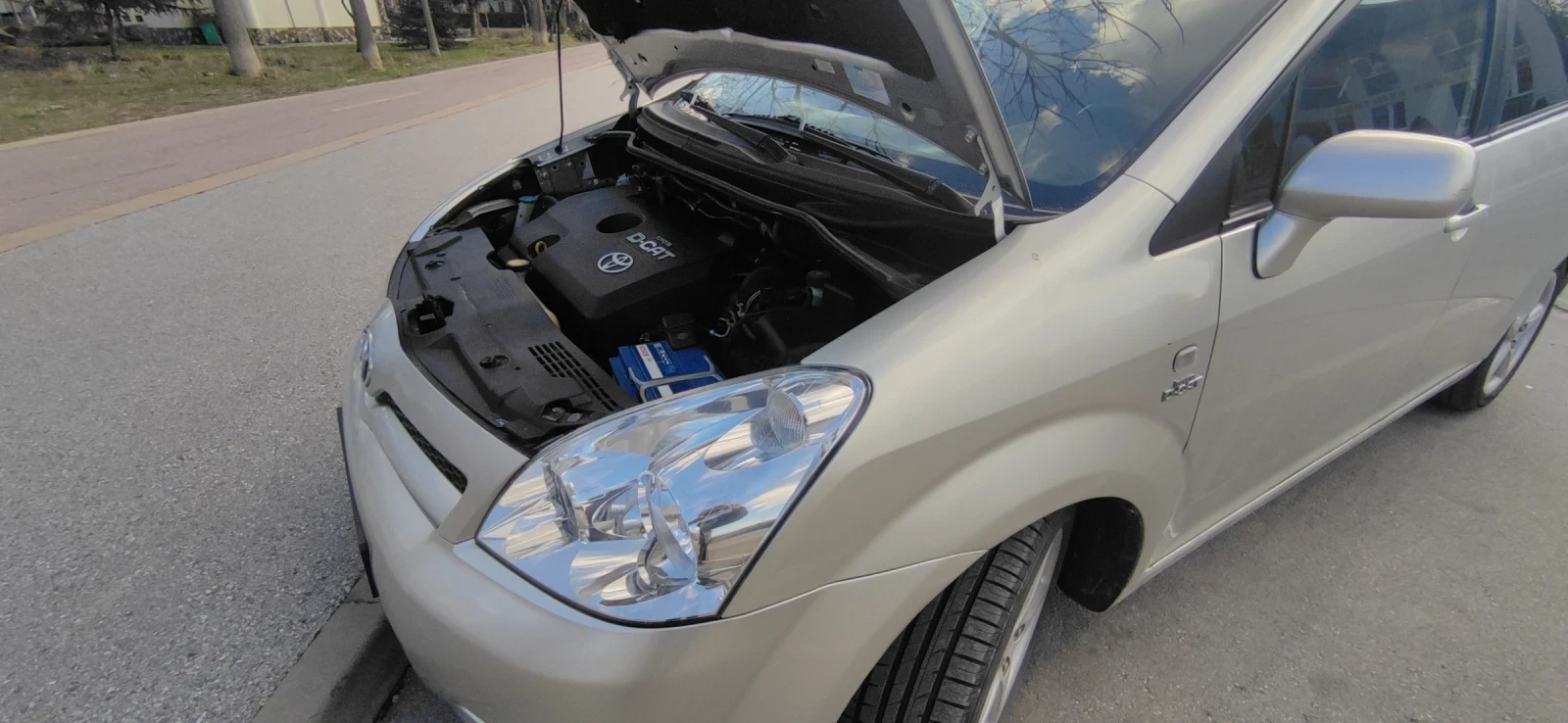 Toyota Corolla verso 2, 2 D-CAT | Mobile.bg � ����������� 12