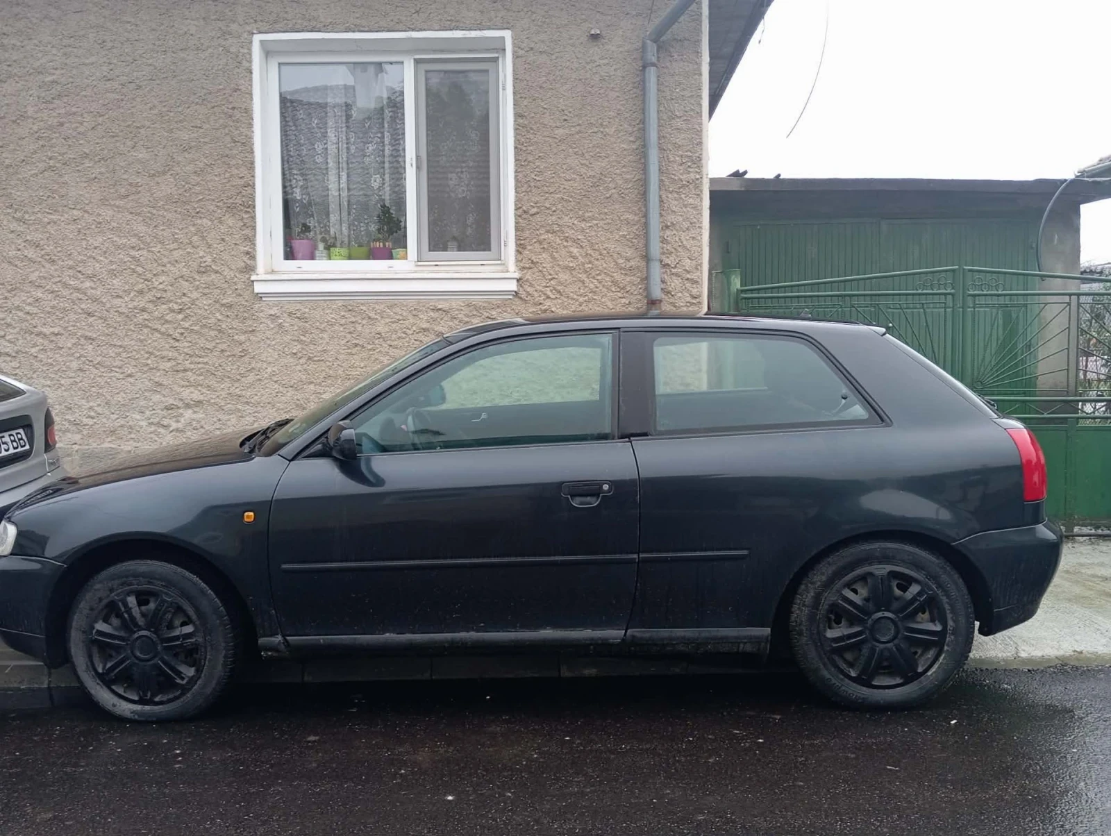 Audi A3 1.6i 90k.s - изображение 3