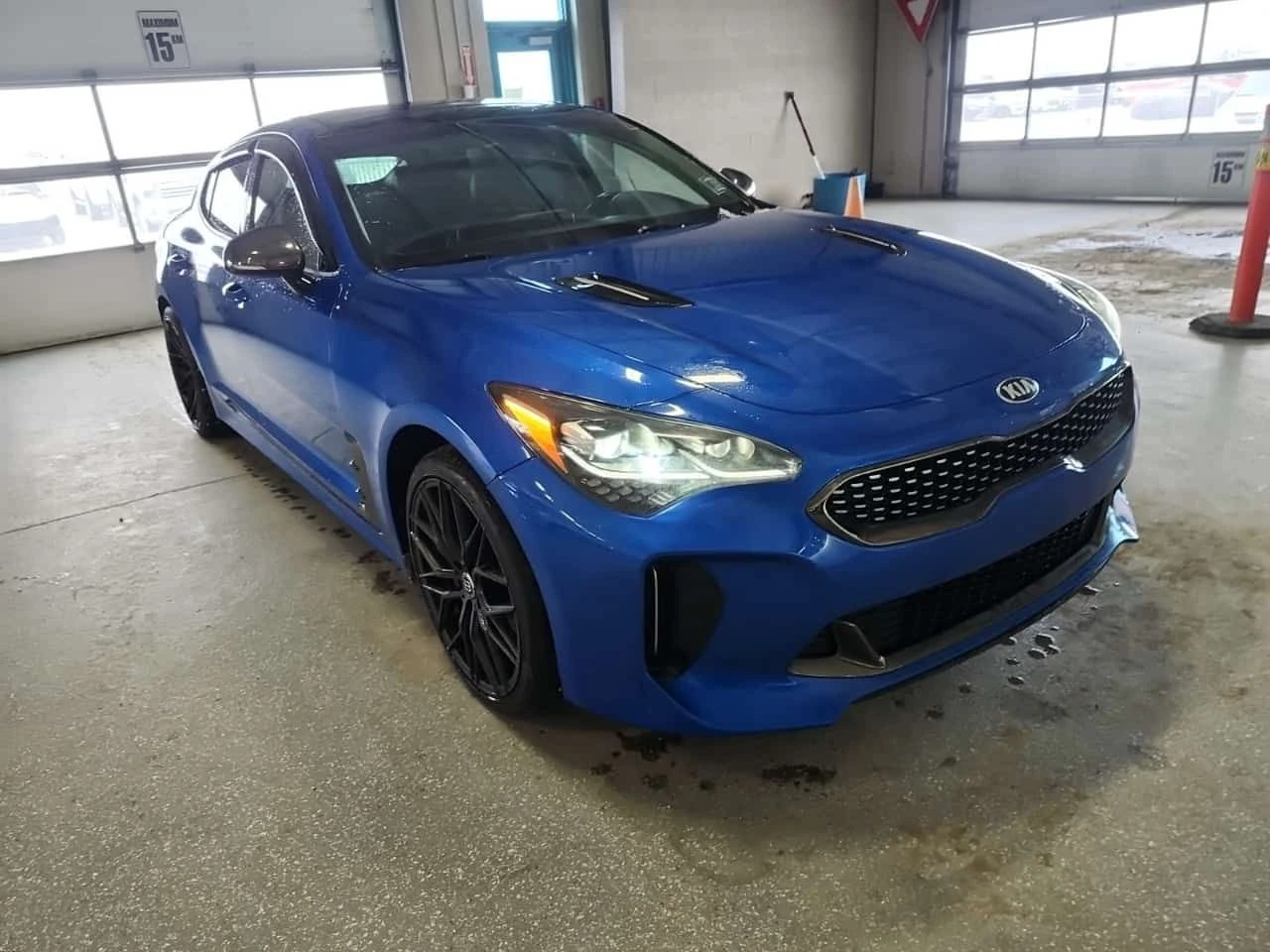 Kia Stinger GT| PANORAMA| CARFAX| , снимка 2 - Автомобили и джипове - 54109929