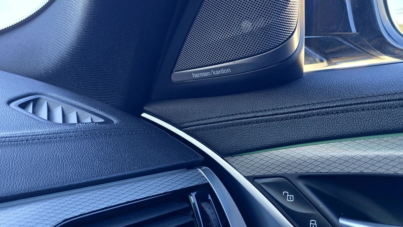 BMW 530 xDrive M Sport Plus /Soft Close/ 360 View/ FULL, снимка 12 - Автомобили и джипове - 54182971