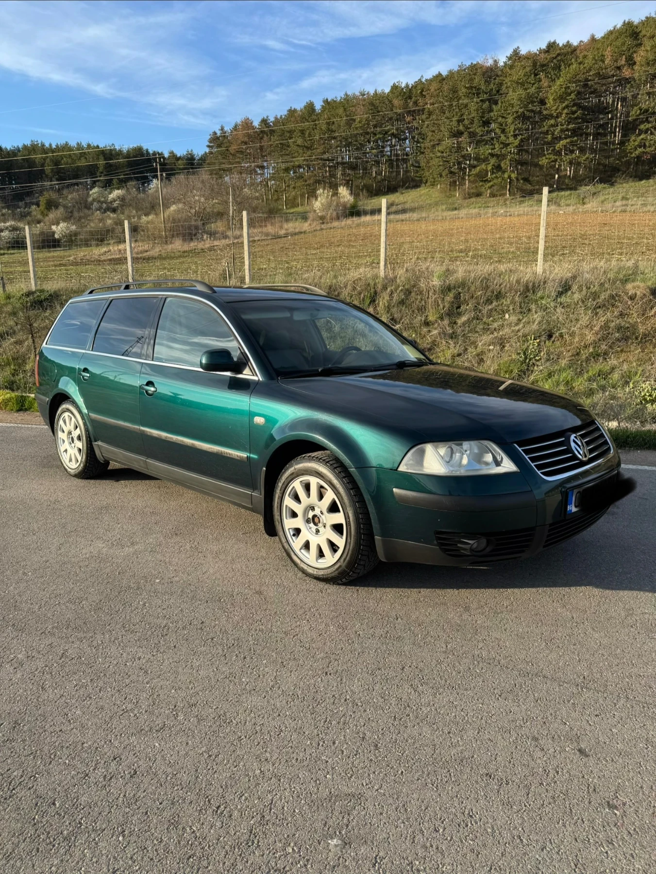 VW Passat 1.8T, снимка 2 - Автомобили и джипове - 54185970