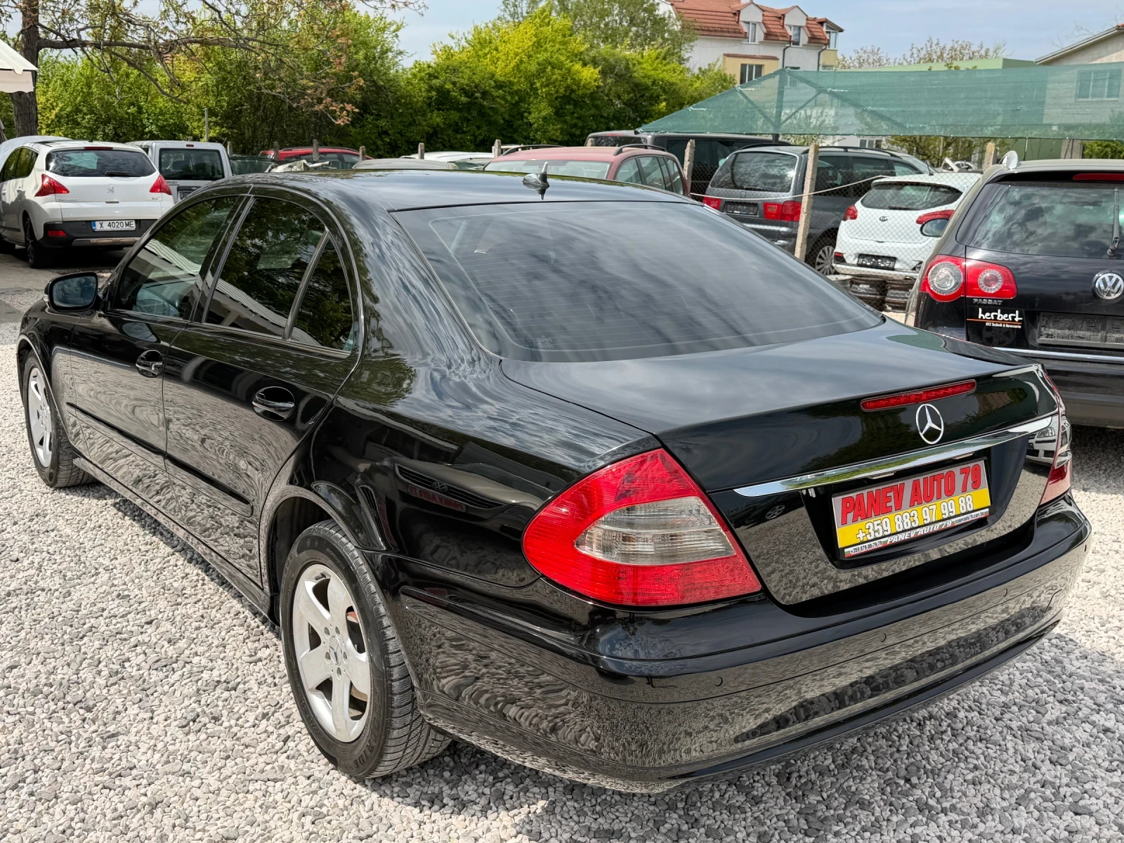 Mercedes-Benz E 220 FACE СЕДАН, снимка 5 - Автомобили и джипове - 54359951
