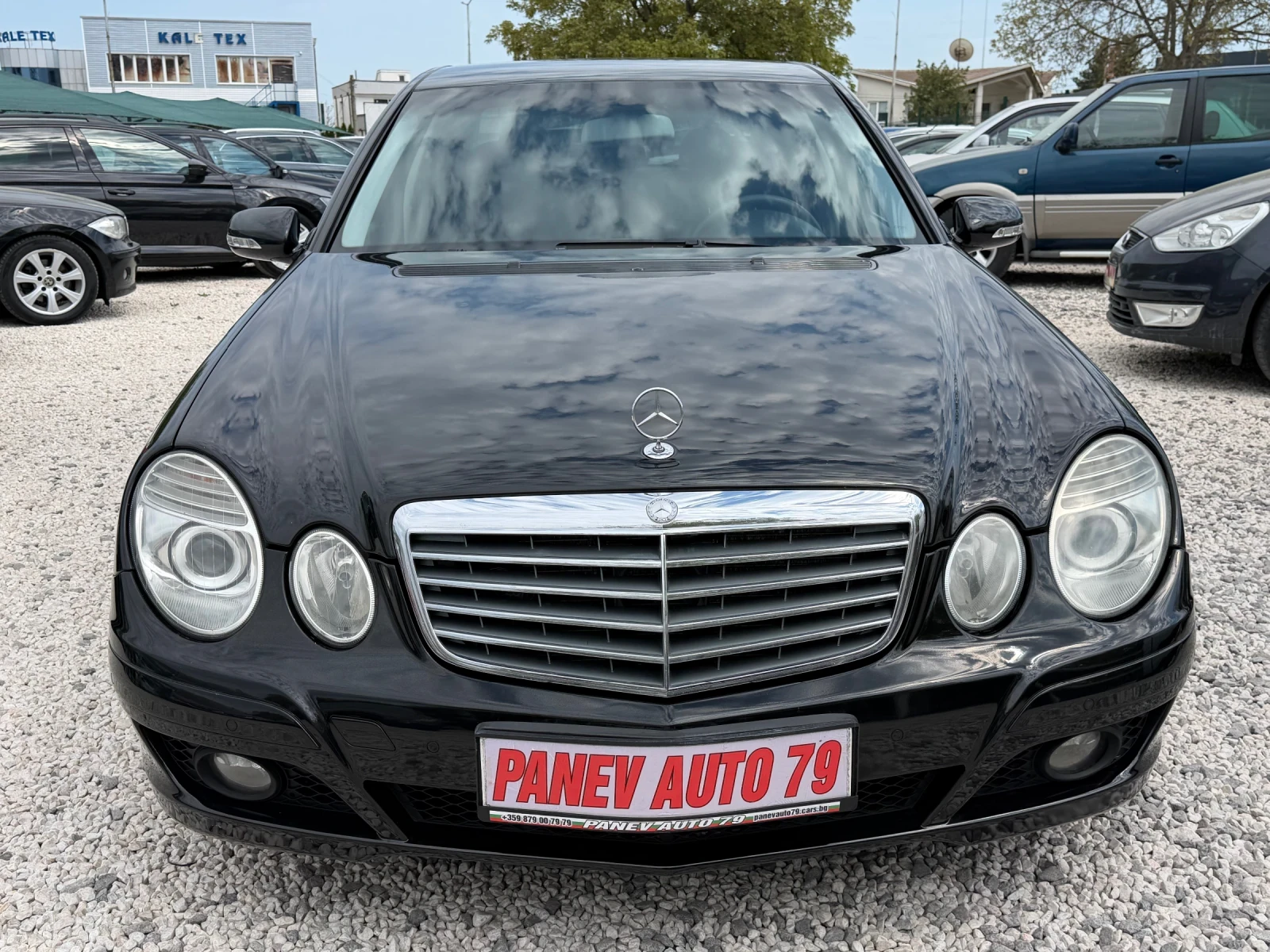Mercedes-Benz E 220 FACE СЕДАН, снимка 3 - Автомобили и джипове - 54359951