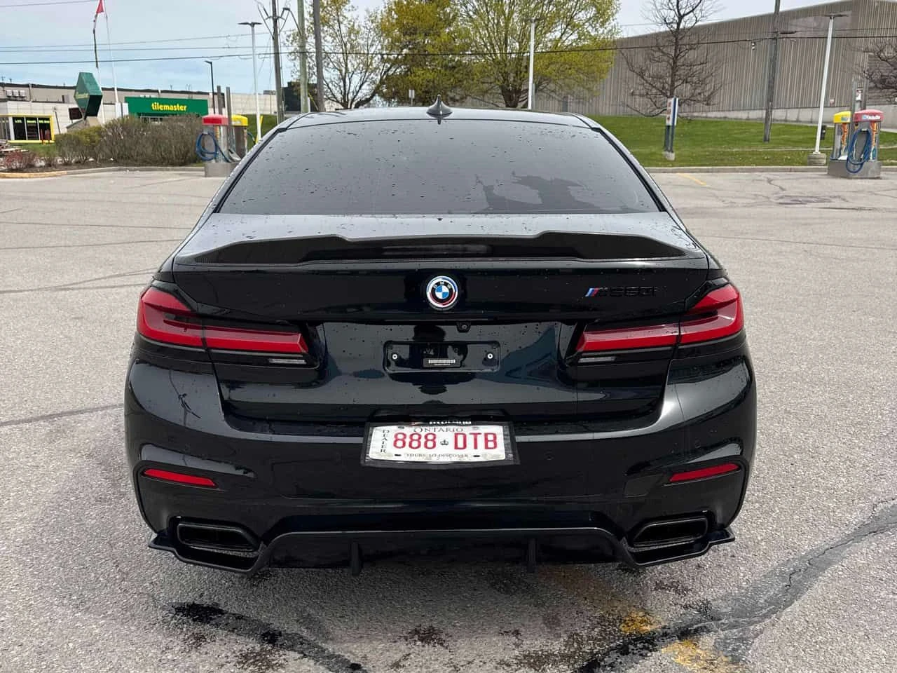 BMW 550 M550i xDrive  CARFAX, снимка 4 - Автомобили и джипове - 54663198