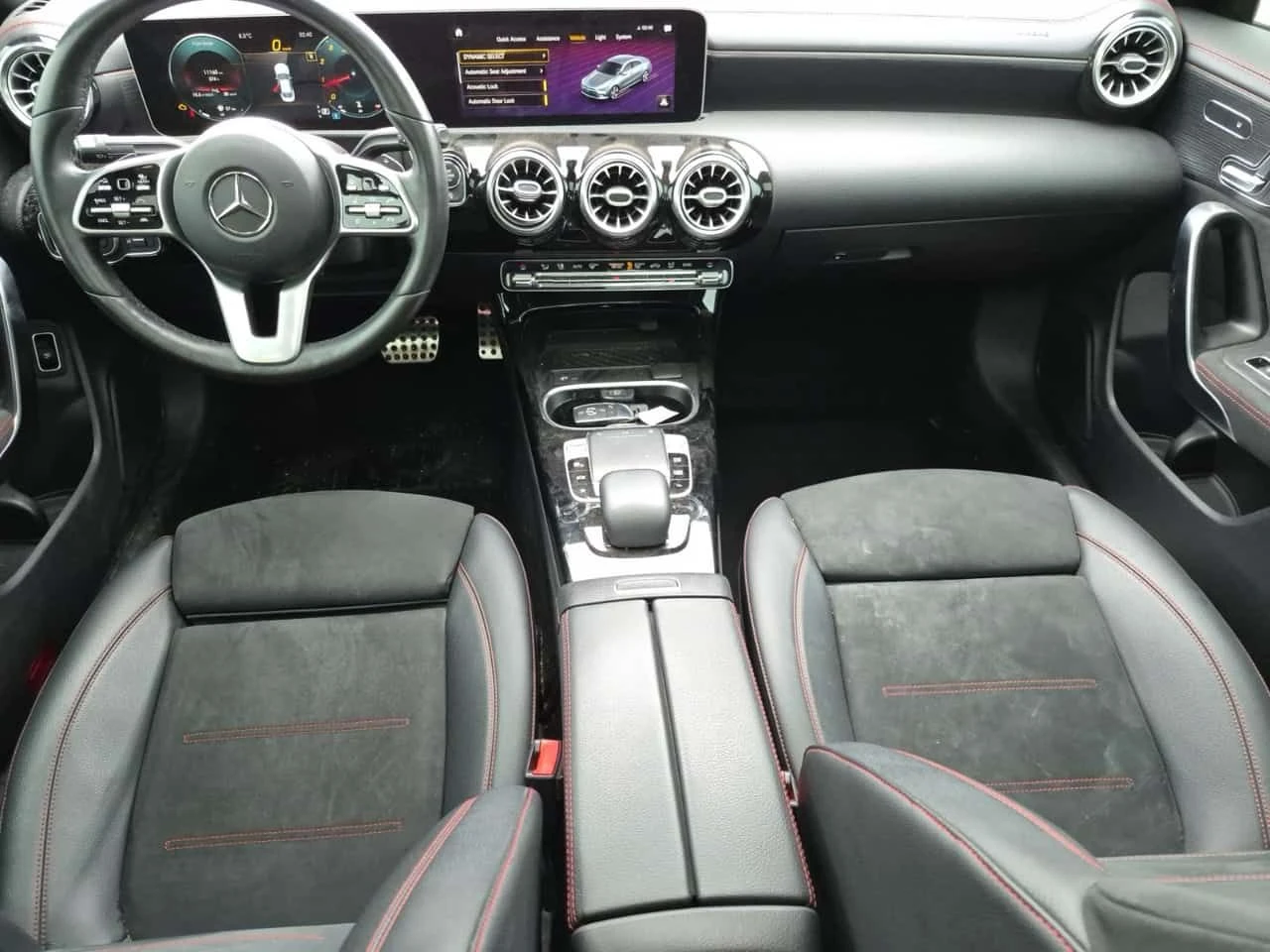Mercedes-Benz CLA 250  2L | DISTRONIC | 360 | PANO | ALCANTARA , снимка 9 - Автомобили и джипове - 54677767