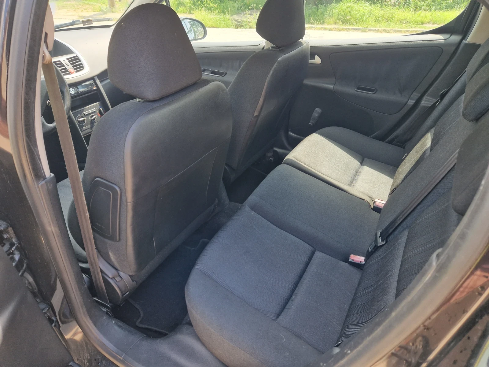 Peugeot 207 1.4HDI, 75кс, 08г, 5вр, Италия , снимка 12 - Автомобили и джипове - 54703305