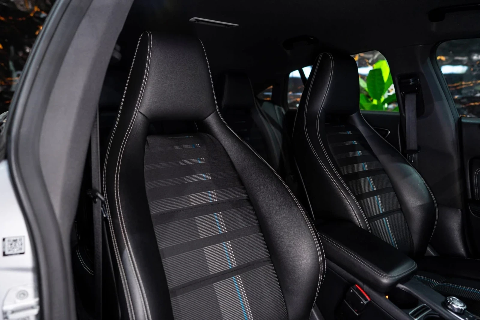 Mercedes-Benz CLA 200 D FACELIFT AMG LINE LED NAVI ЛИЗИНГ 100%, снимка 14 - Автомобили и джипове - 54723559