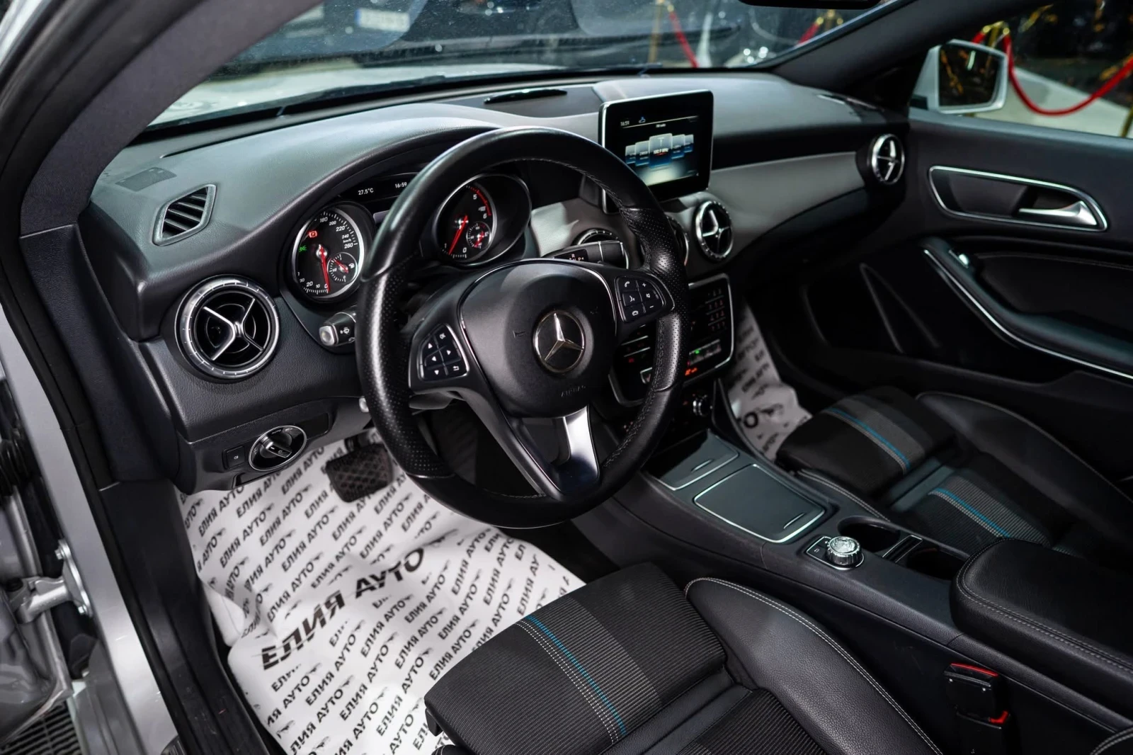 Mercedes-Benz CLA 200 D FACELIFT AMG LINE LED NAVI ЛИЗИНГ 100%, снимка 11 - Автомобили и джипове - 54723559