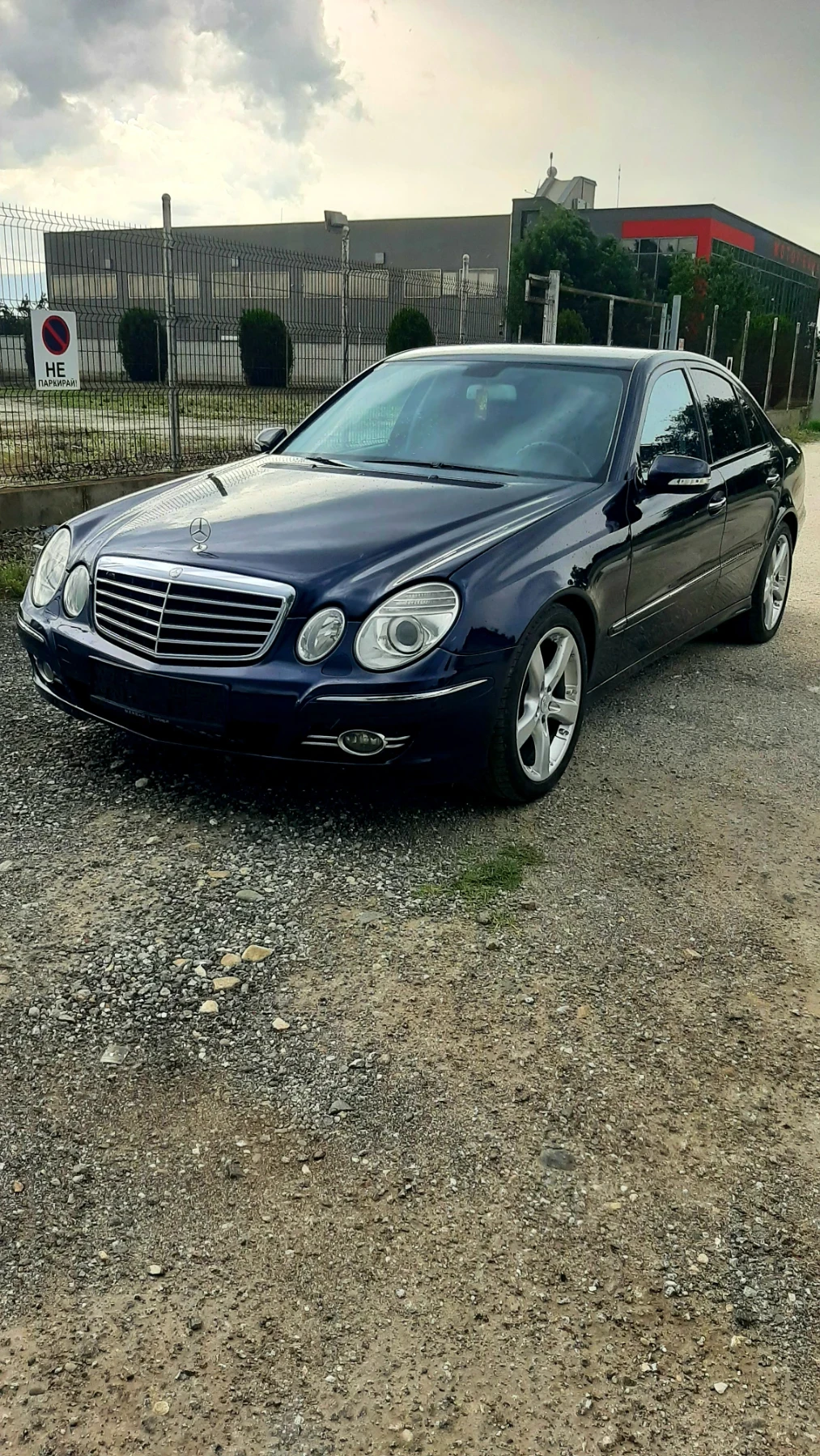 Mercedes-Benz E 220 EVO Avantgarde , снимка 2 - Автомобили и джипове - 54920284