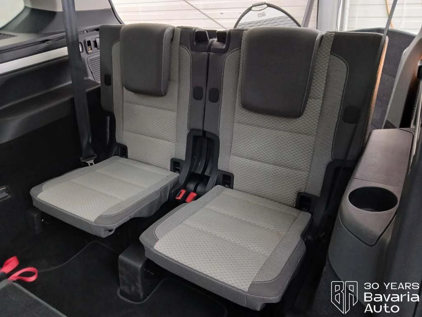 VW Touran Comfortline DSG, снимка 8 - Автомобили и джипове - 55306309