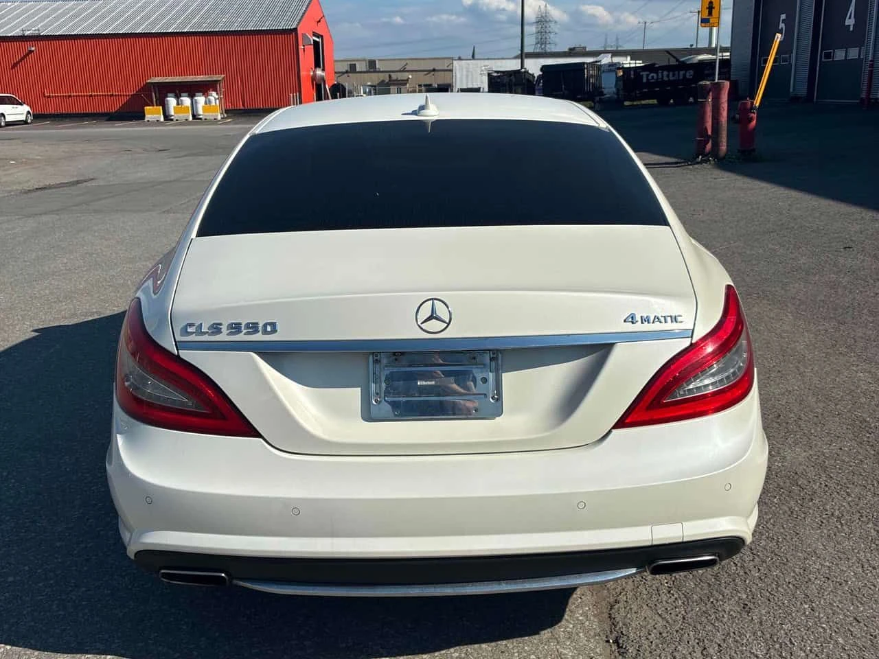 Mercedes-Benz CLS 550 DISTRONIC | HARMAN/K | + ГУМИ ДЖАНТИ | , снимка 4 - Автомобили и джипове - 55582932