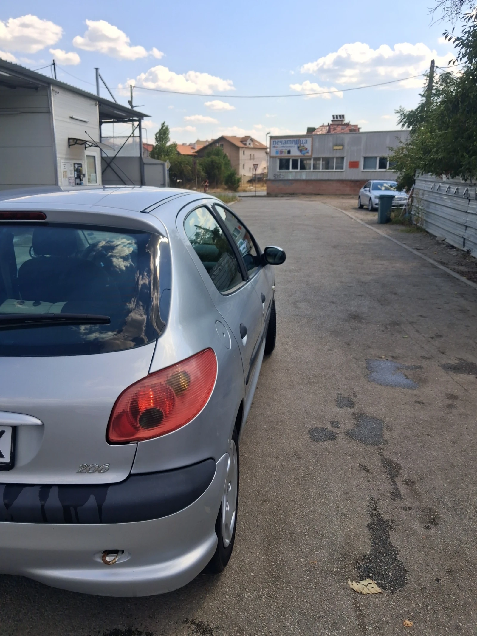Peugeot 206 1.1, снимка 6 - Автомобили и джипове - 55888763
