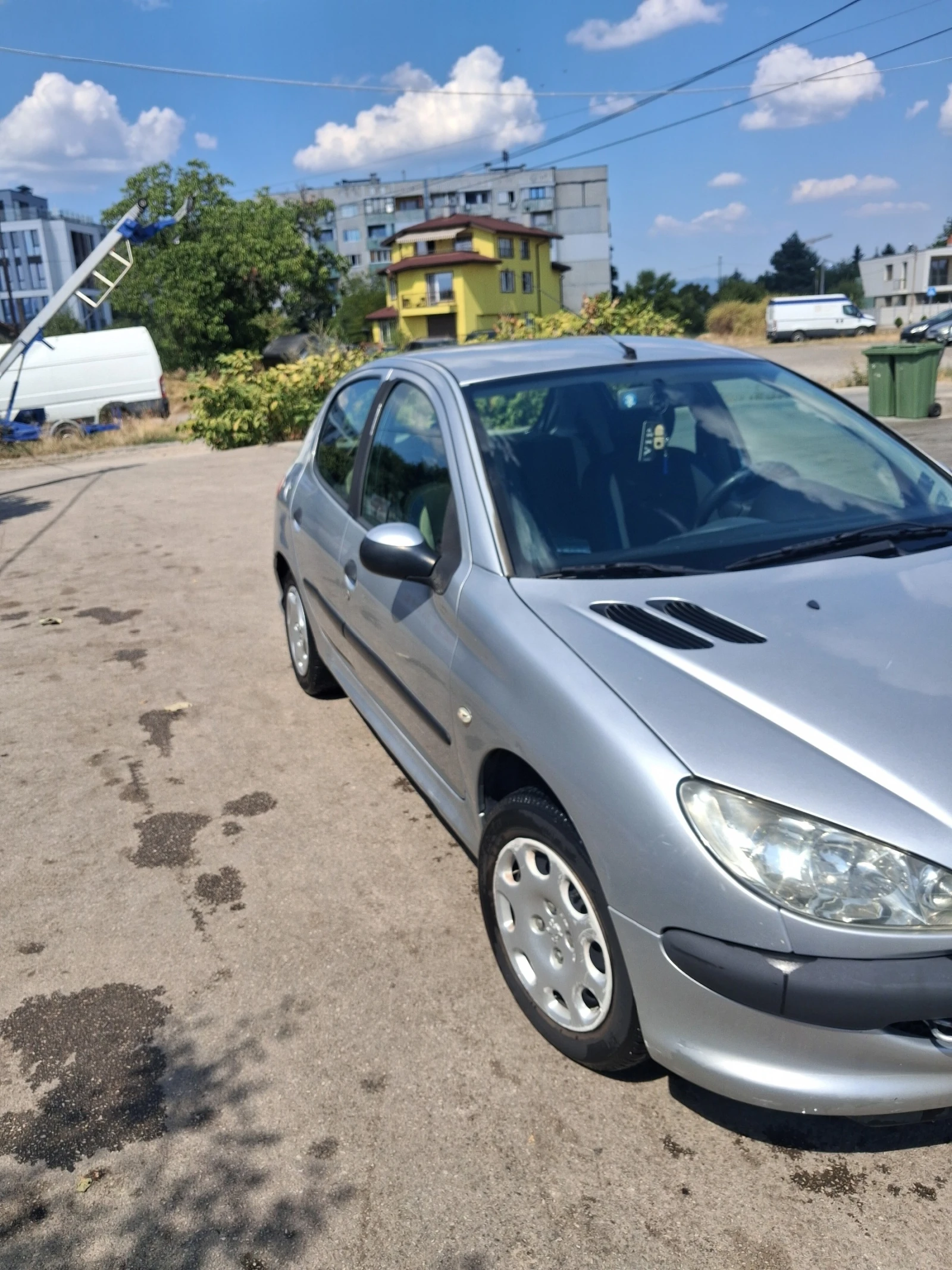 Peugeot 206 1.1, снимка 3 - Автомобили и джипове - 55888763