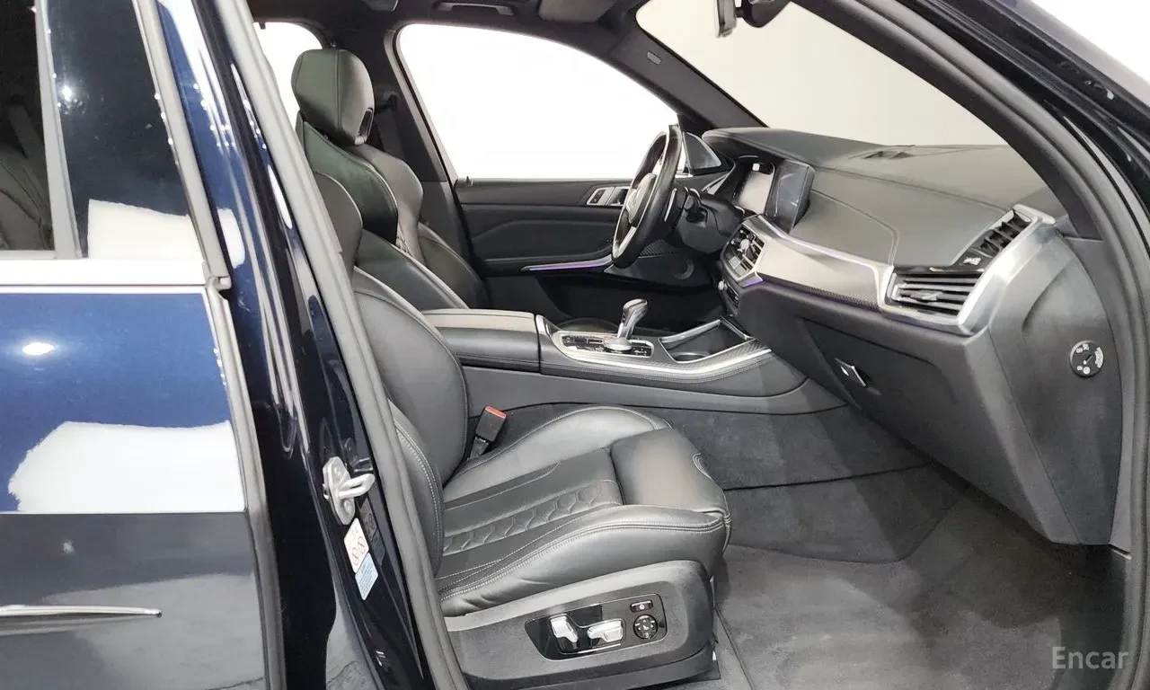 BMW X5M BOWER* WILKINS* ОБДУХВАНЕ* ДИСТРОНИК* ХЕДЪП* 360КА, снимка 15 - Автомобили и джипове - 56129533