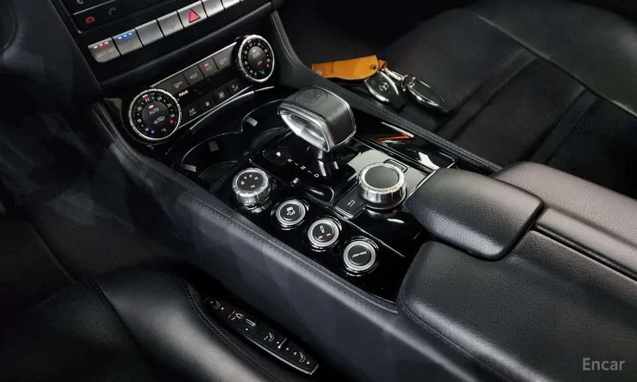 Mercedes-Benz CLS 63 AMG * CLS63 AMG 4MATIC * ����������*  | Mobile.bg � ����������� 9