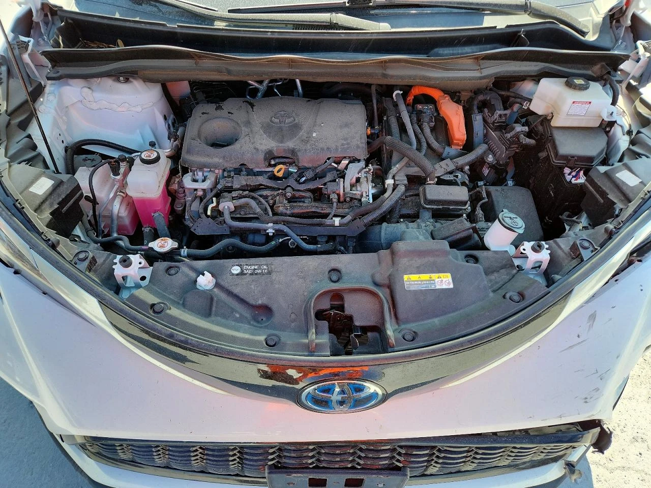 Toyota Sienna 2.5l Xse, снимка 12 - Автомобили и джипове - 56664328