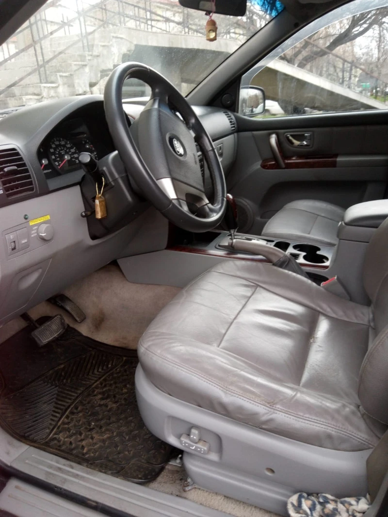 Kia Sorento, снимка 5 - Автомобили и джипове - 46962535