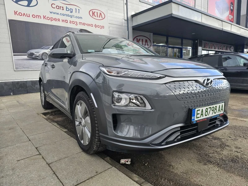 Hyundai Kona 42KW Сервизна история, реални км, снимка 1 - Автомобили и джипове - 43969912