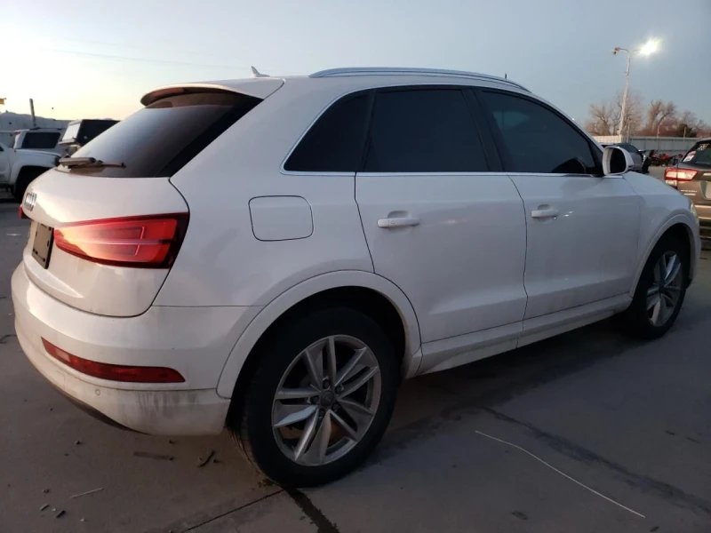 Audi Q3, снимка 6 - Автомобили и джипове - 48830615