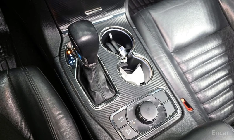 Jeep Grand cherokee, снимка 9 - Автомобили и джипове - 53438002