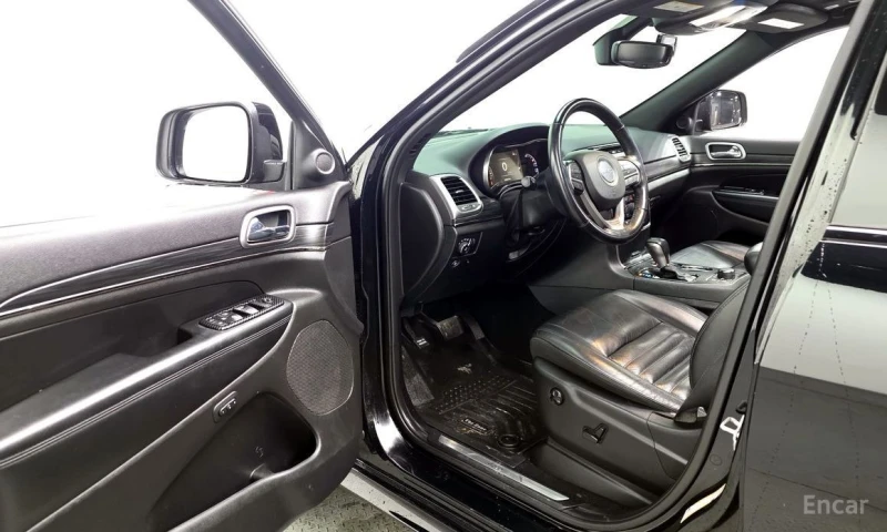 Jeep Grand cherokee, снимка 10 - Автомобили и джипове - 53438002