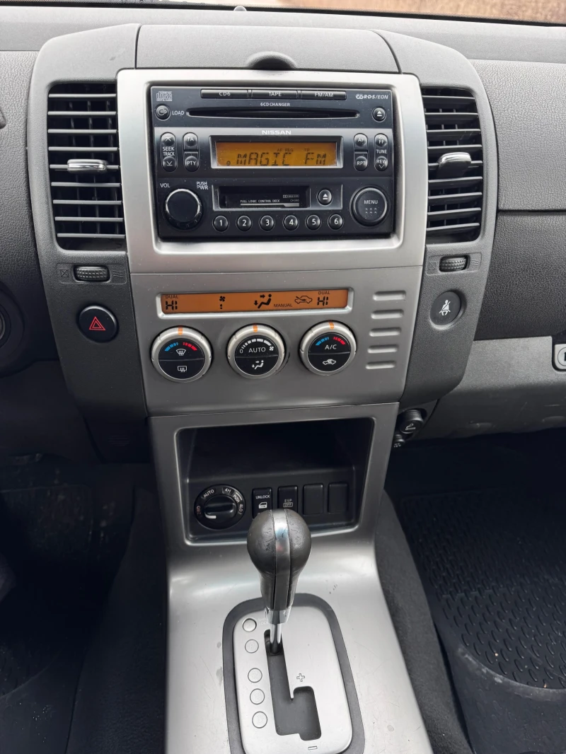 Nissan Pathfinder Nissan Bulgaria Automatic 4x4 Реални Километри, снимка 12 - Автомобили и джипове - 53564737