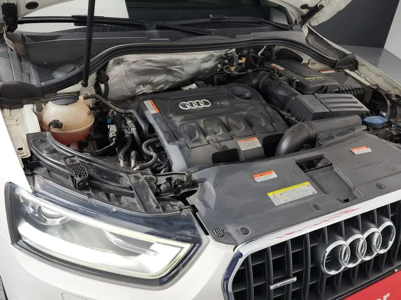 Audi Q3 2.0 TDI Quattro, снимка 6 - Автомобили и джипове - 55128637