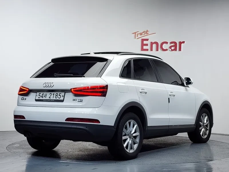 Audi Q3 2.0 TDI Quattro, снимка 2 - Автомобили и джипове - 55128637