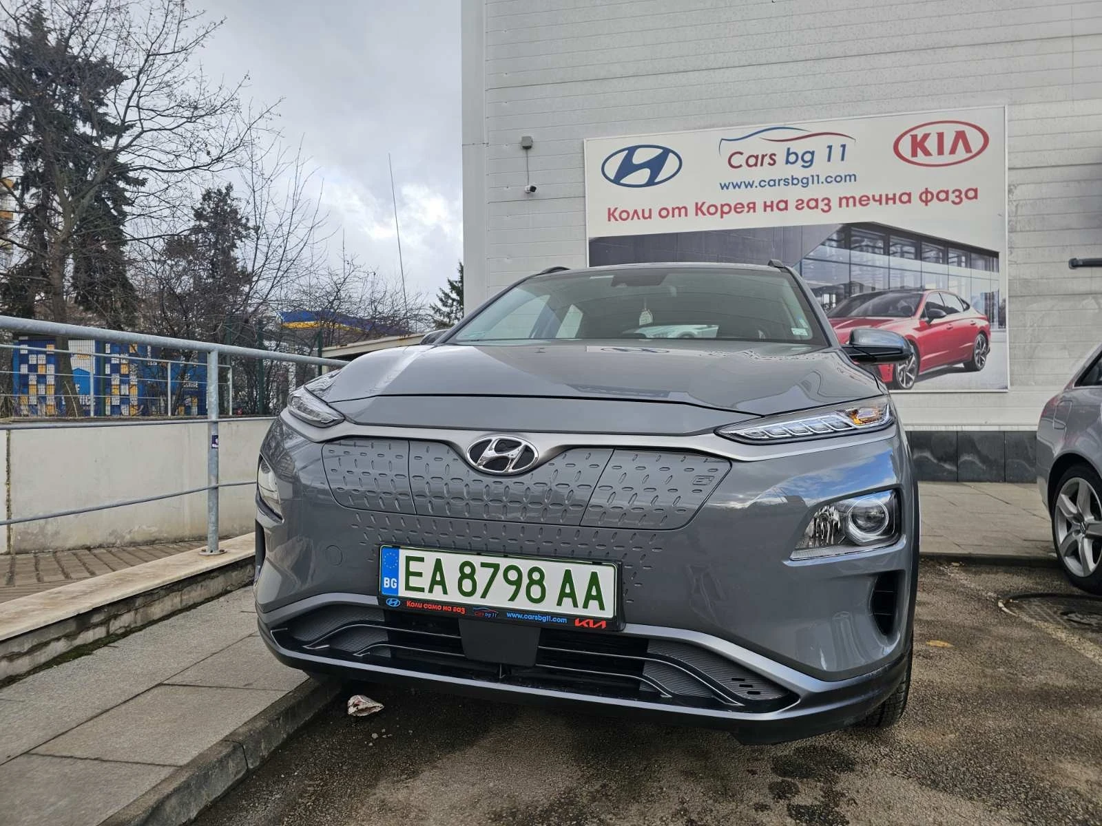 Hyundai Kona 42KW Сервизна история, реални км - изображение 3