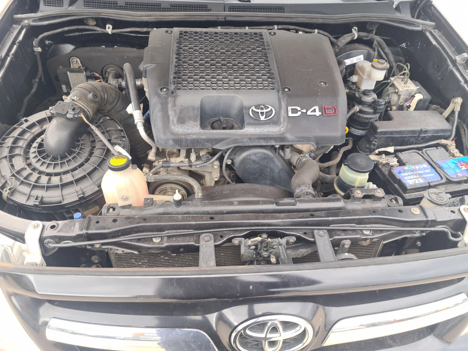 Toyota Hilux | Mobile.bg — изображение 13