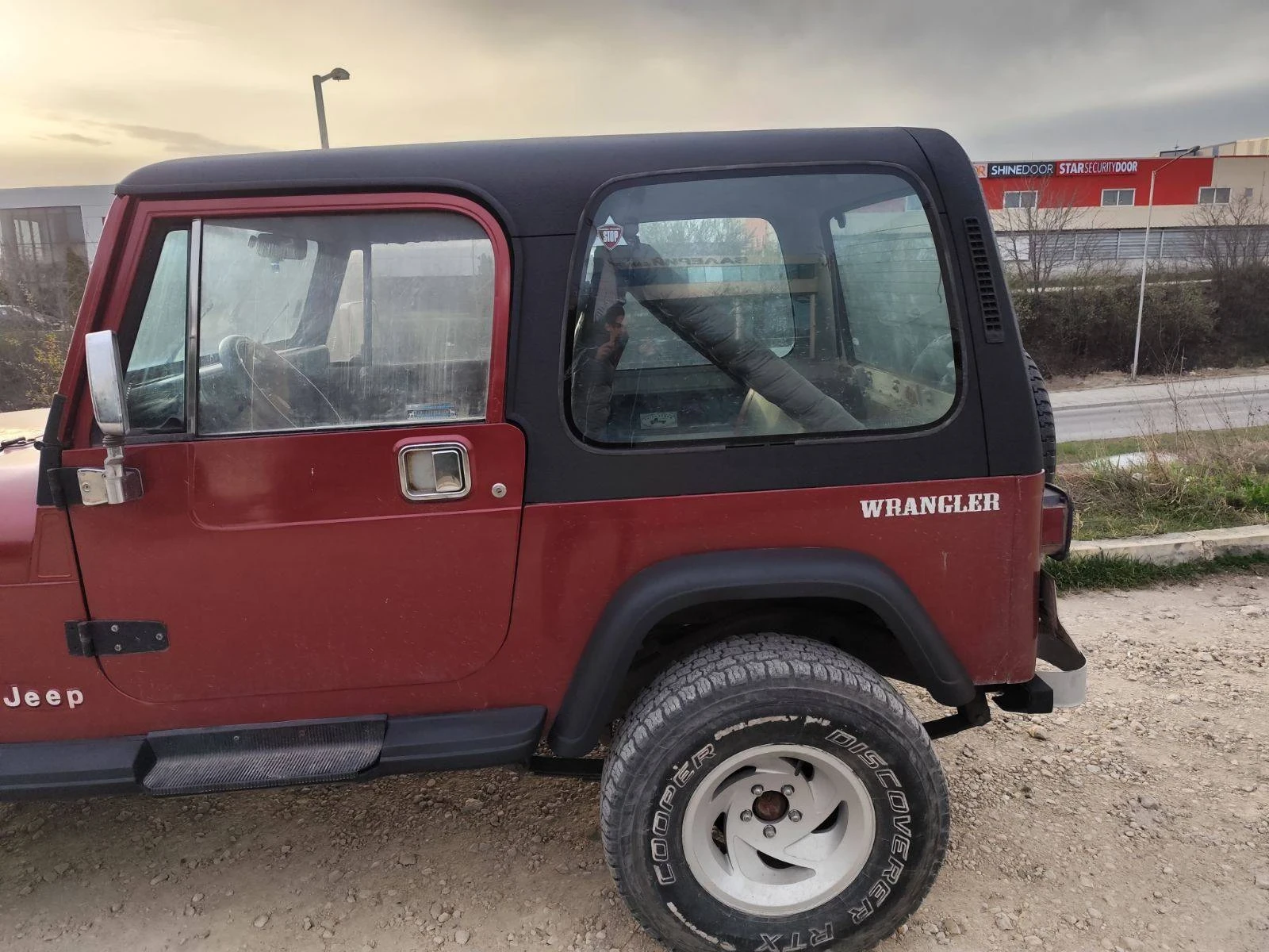 Jeep Wrangler 4.0 - изображение 5