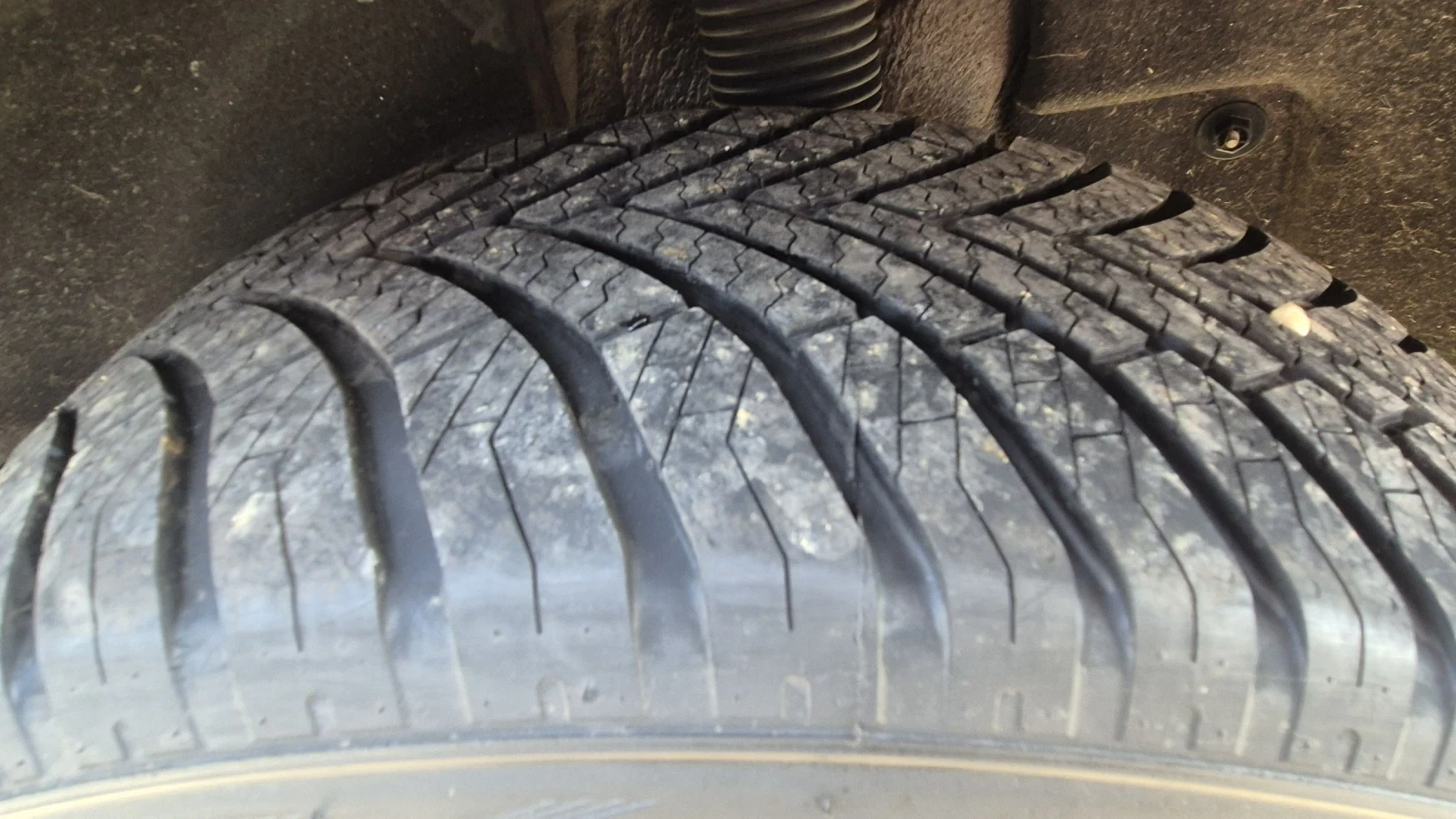 Hyundai Tucson 2.0CRDI 4X4 145хил!!100%РЕАЛНИ ЛИЗИНГ ВИДЕО  - изображение 9