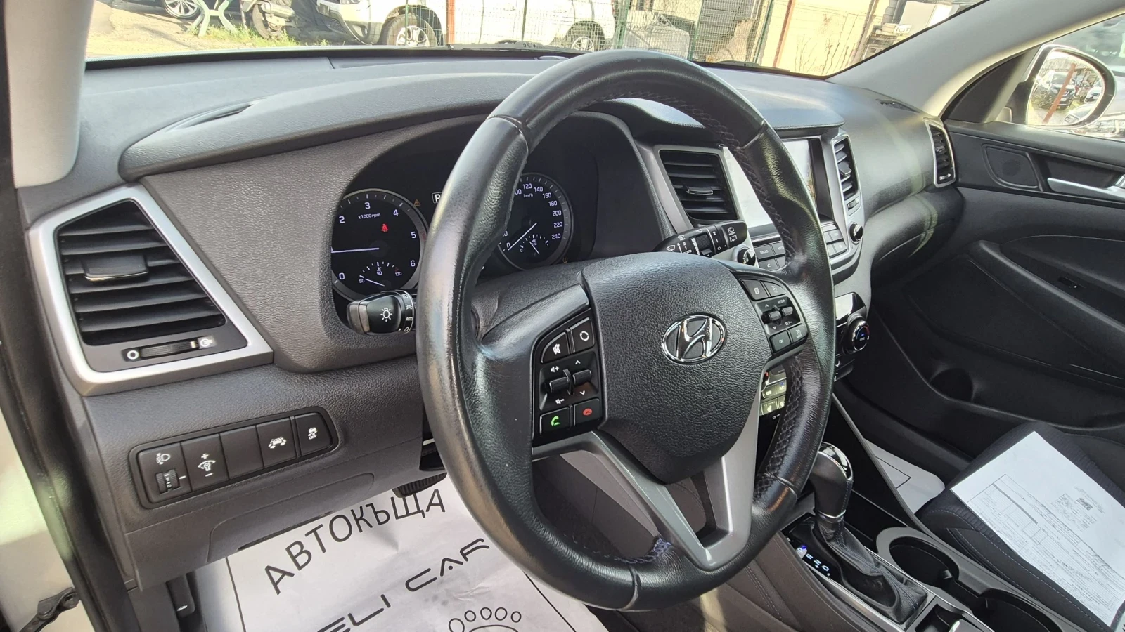 Hyundai Tucson 2.0CRDI 4X4 145хил!!100%РЕАЛНИ ЛИЗИНГ ВИДЕО  - изображение 8