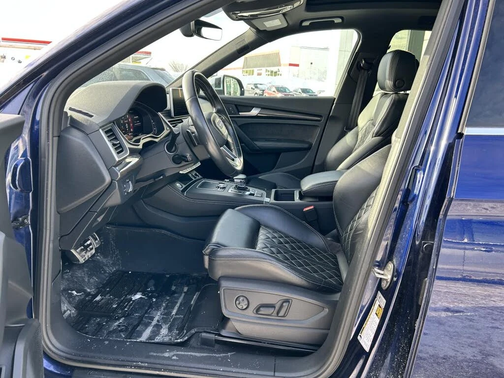 Audi SQ5 QUATTRO* TECHNIK* KEYLESS* АвтоКредит(ЦЕНА ДО БГ), снимка 9 - Автомобили и джипове - 53728734