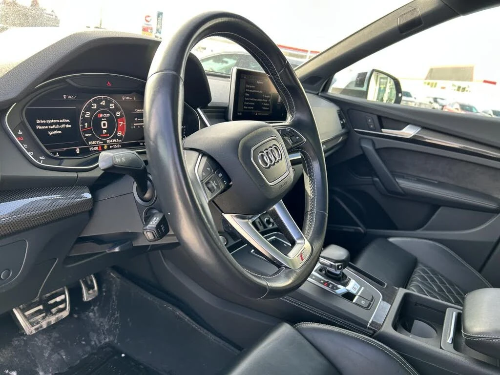 Audi SQ5 QUATTRO* TECHNIK* KEYLESS* АвтоКредит(ЦЕНА ДО БГ), снимка 10 - Автомобили и джипове - 53728734